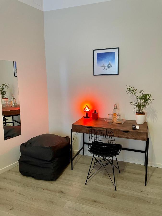 4 Balconi Rooms Paladini B&B E Appartamenti Lecce Ngoại thất bức ảnh