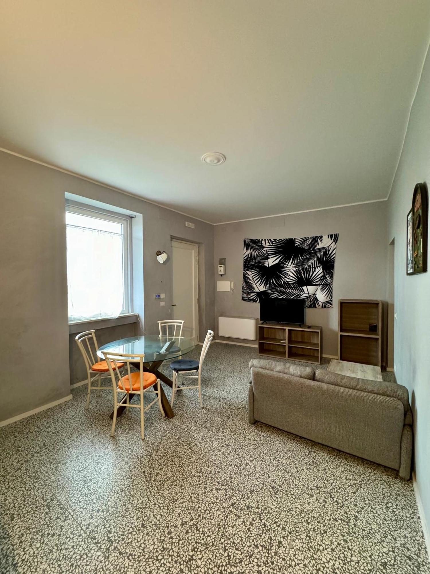 4 Balconi Rooms Paladini B&B E Appartamenti Lecce Ngoại thất bức ảnh